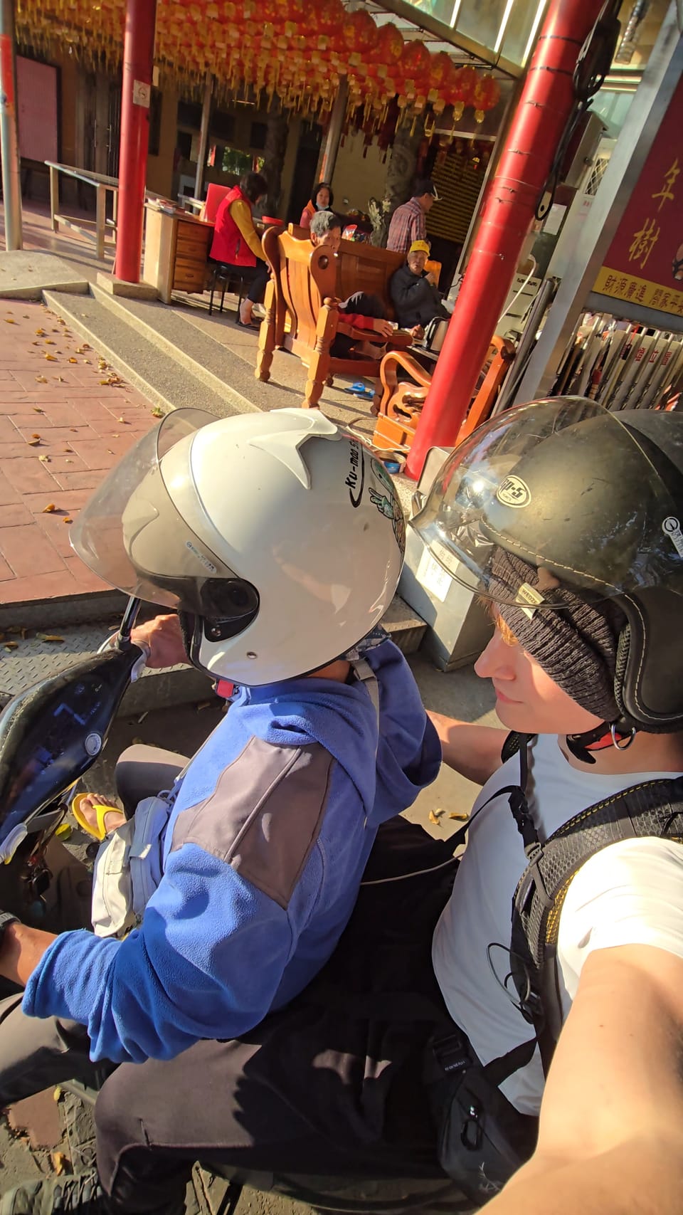 Just arrived in Taichung and a fan picks me up